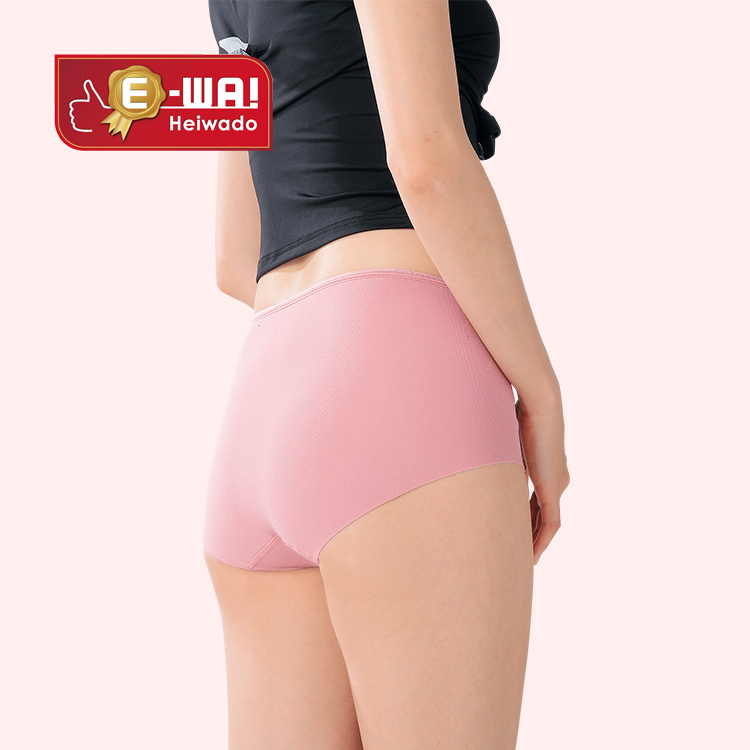 レディス　Lineｰless shorts（ラインレスショーツ）